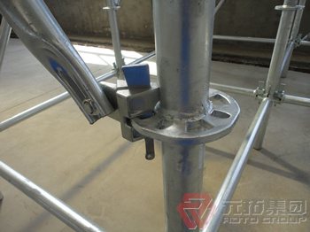 圓盤(pán)式建筑腳手架與扣件式腳手架的價(jià)格比較
